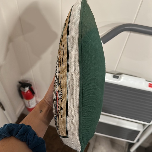 Vintage Tapestry Pillow “Gardeners Know the Best Dirt” - Picture 6 of 9